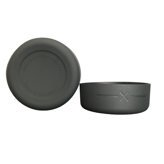 ESSENTIAL ARMOUR SILICONE BOTTLE PROTECTOR [SIZE:D COLOUR:BLACK-LE NOIR]